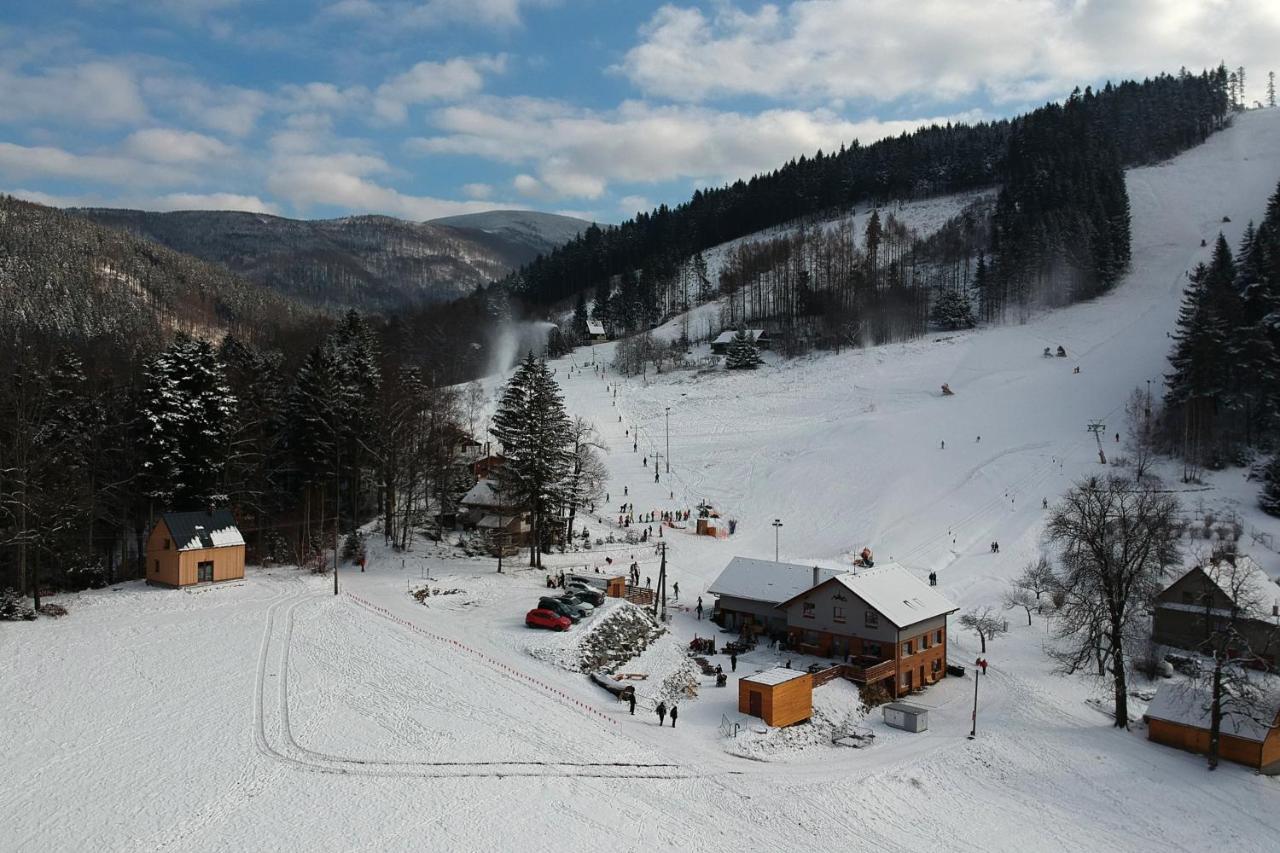 Chata Na Sjezdovce Malenovice  Exterior photo