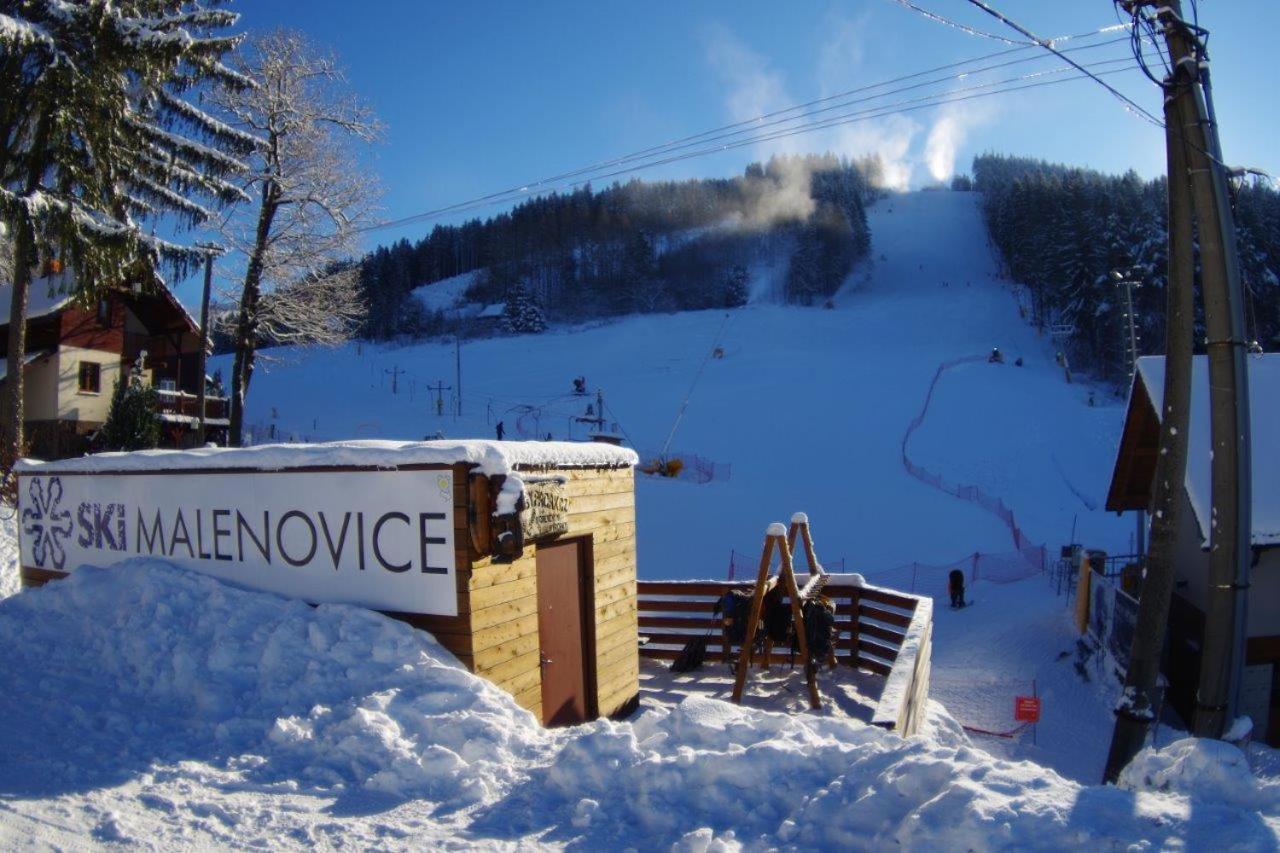 Chata Na Sjezdovce Malenovice  Exterior photo